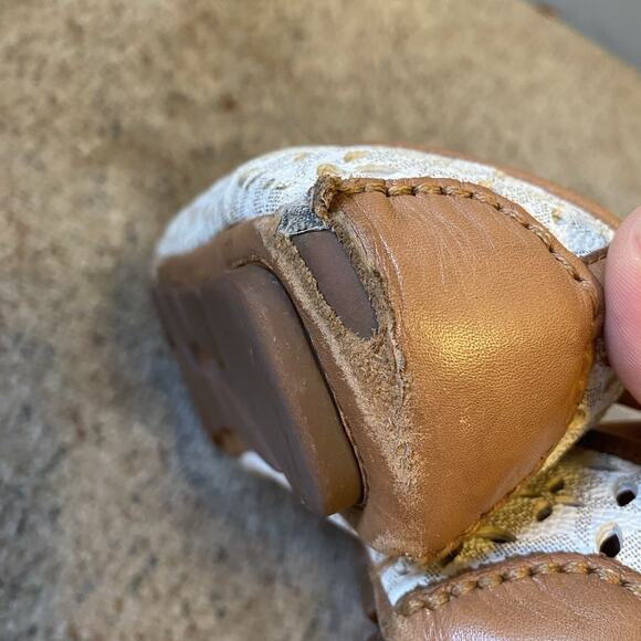 MichaelKors Fulton Cream Brown Gold Cut Out Perforated Moccasins Loafer Shoes 9M - Picture 6 of 12